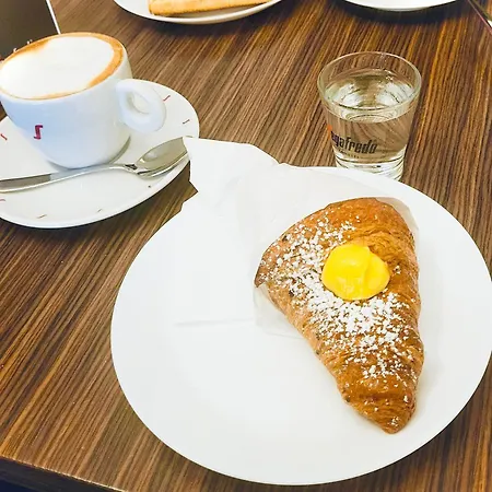 Sunny's House Bolonia